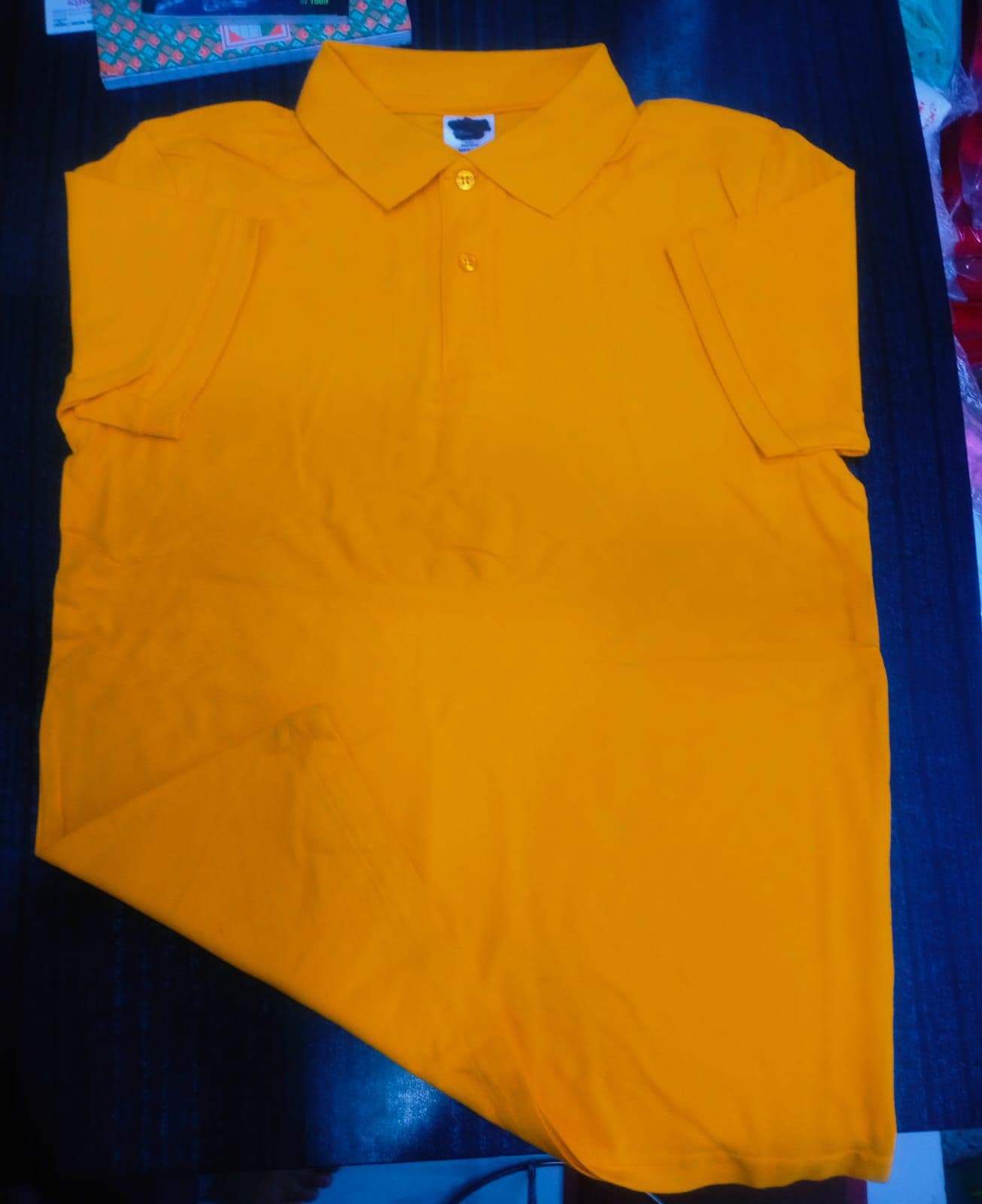 Suti t-shirts - image 1